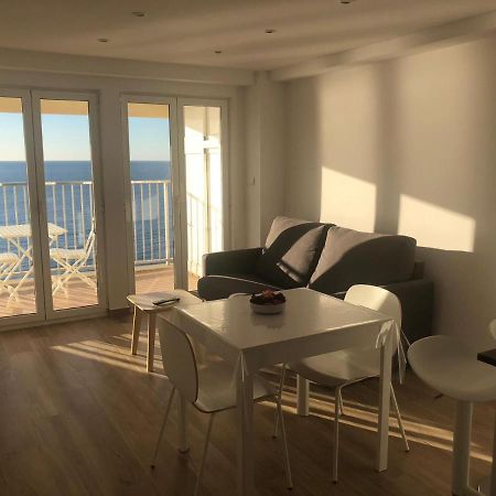 Apartamento En Primera Linia Vistas Al Mar Platja d'Aro Luaran gambar