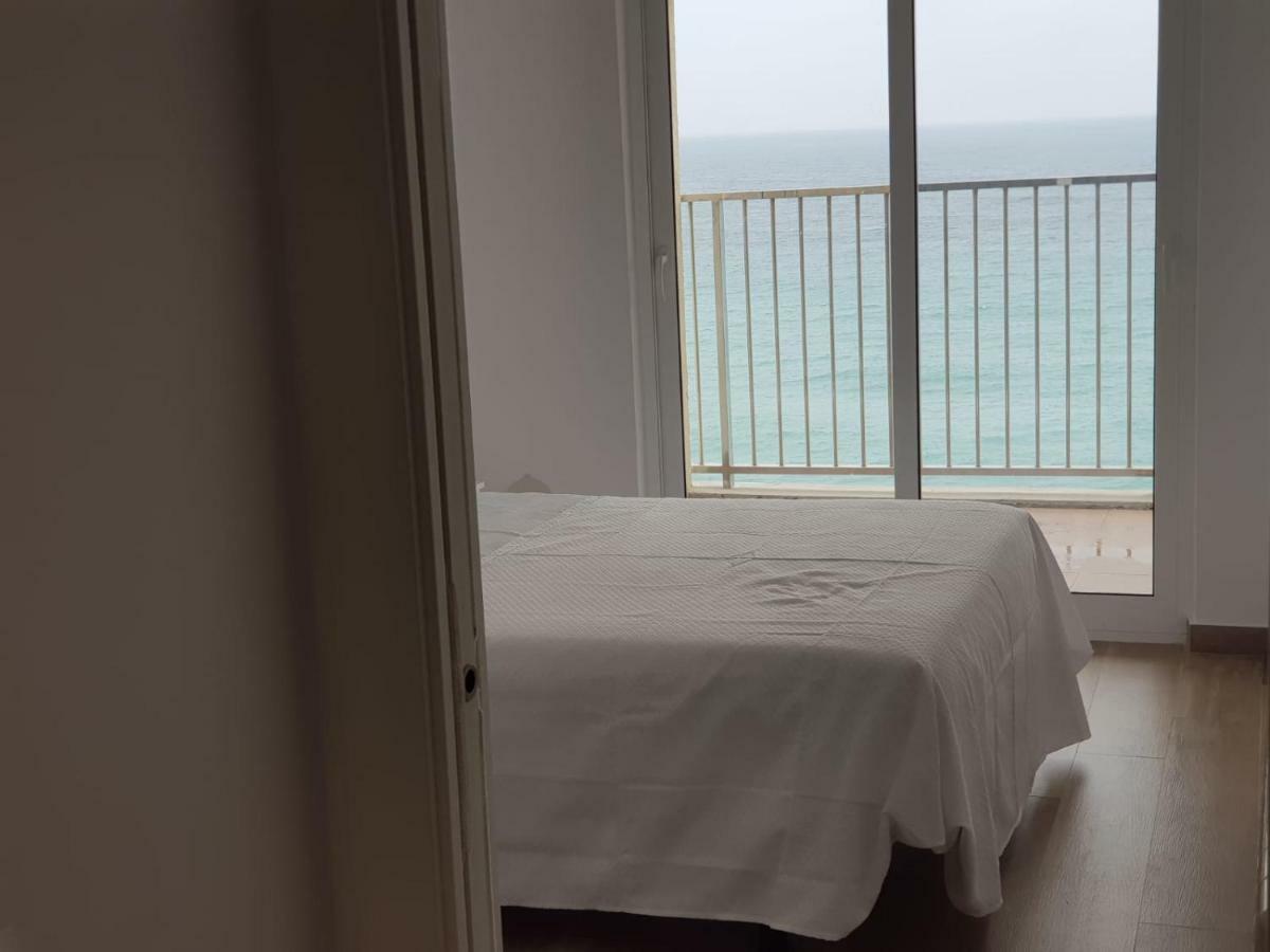 Apartamento En Primera Linia Vistas Al Mar Platja d'Aro Luaran gambar