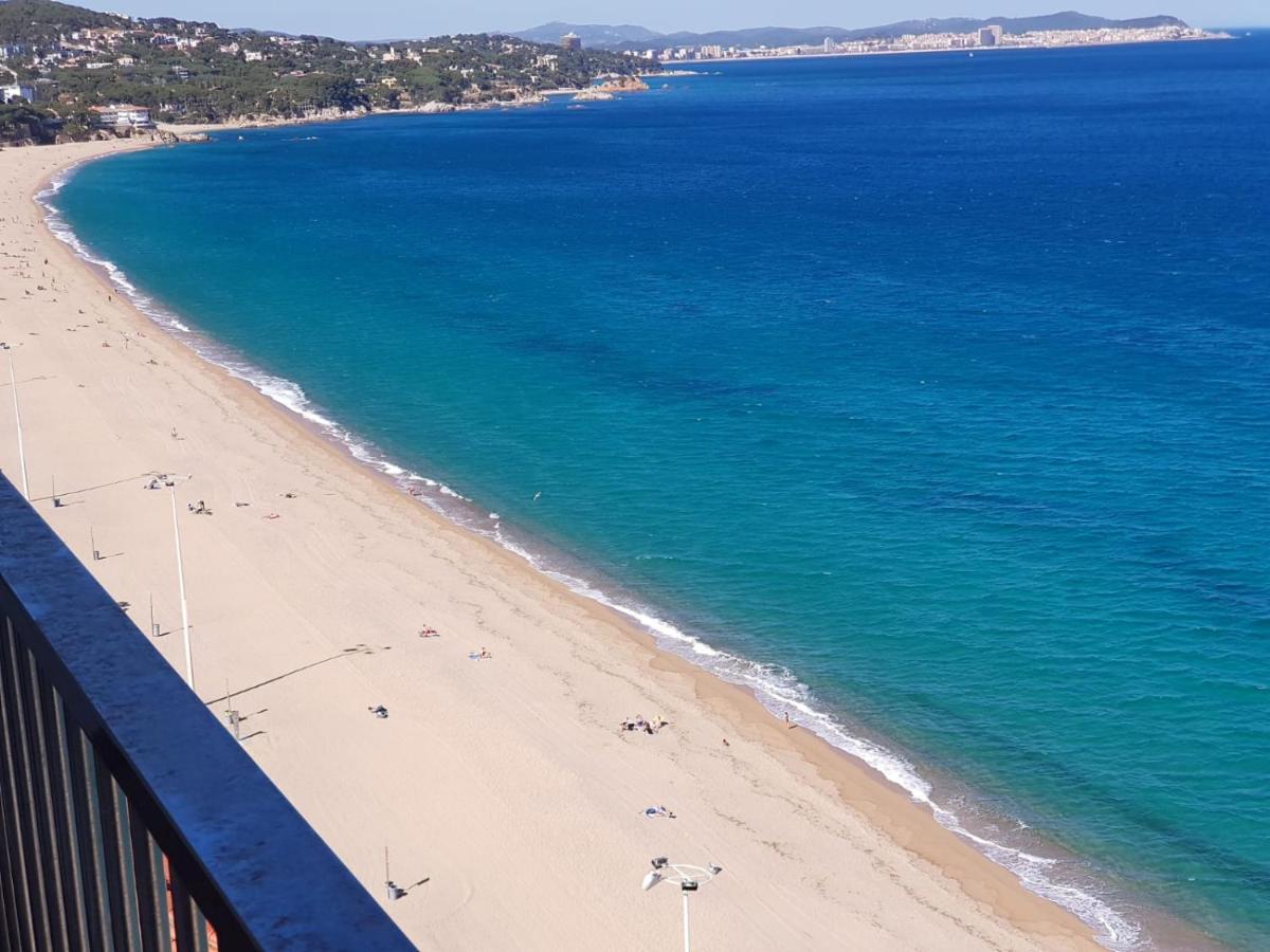 Apartamento En Primera Linia Vistas Al Mar Platja d'Aro Luaran gambar