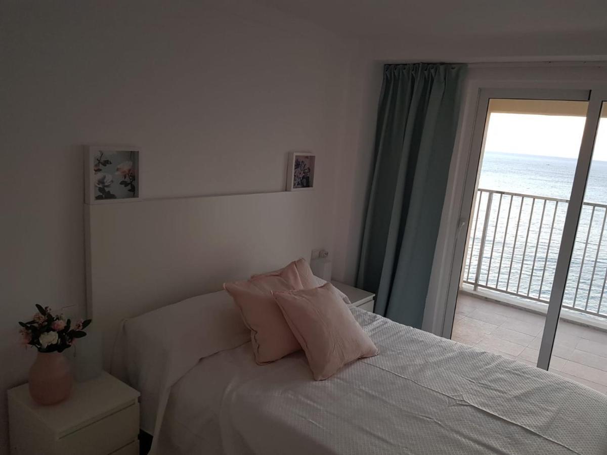 Apartamento En Primera Linia Vistas Al Mar Platja d'Aro Luaran gambar